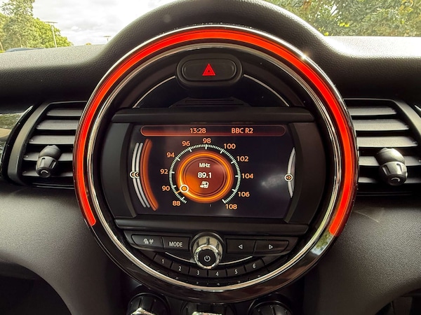 Used MINI Hatch 2015 for sale - 76331009: Photo 16