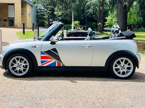 Used MINI Convertible 2007 for sale - 75095238: Photo 1