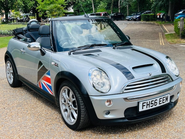 Used MINI Convertible 2007 for sale - 75095238: Photo 6