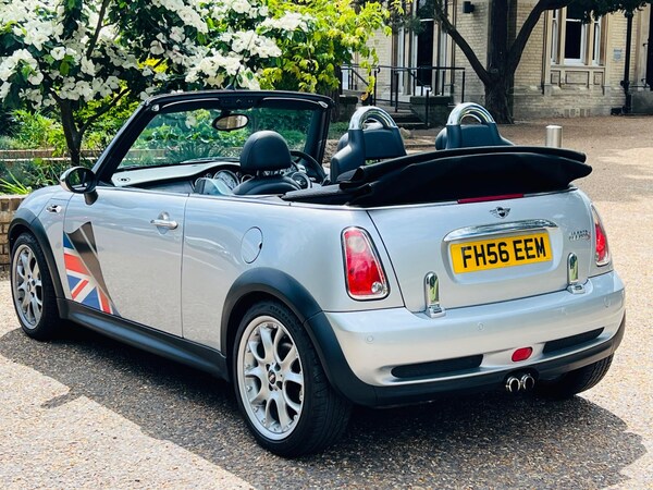 Used MINI Convertible 2007 for sale - 75095238: Photo 8