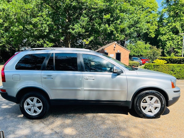 Used Volvo XC90 2011 for sale - 75095240: Photo 2