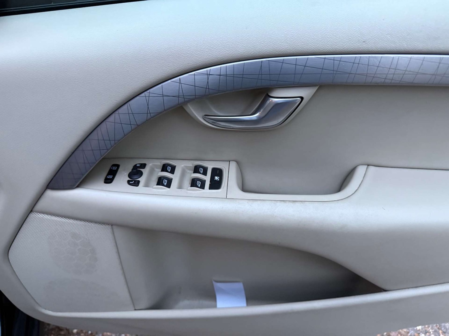 Used Volvo XC70 2009 for sale - 76569735: Photo 28