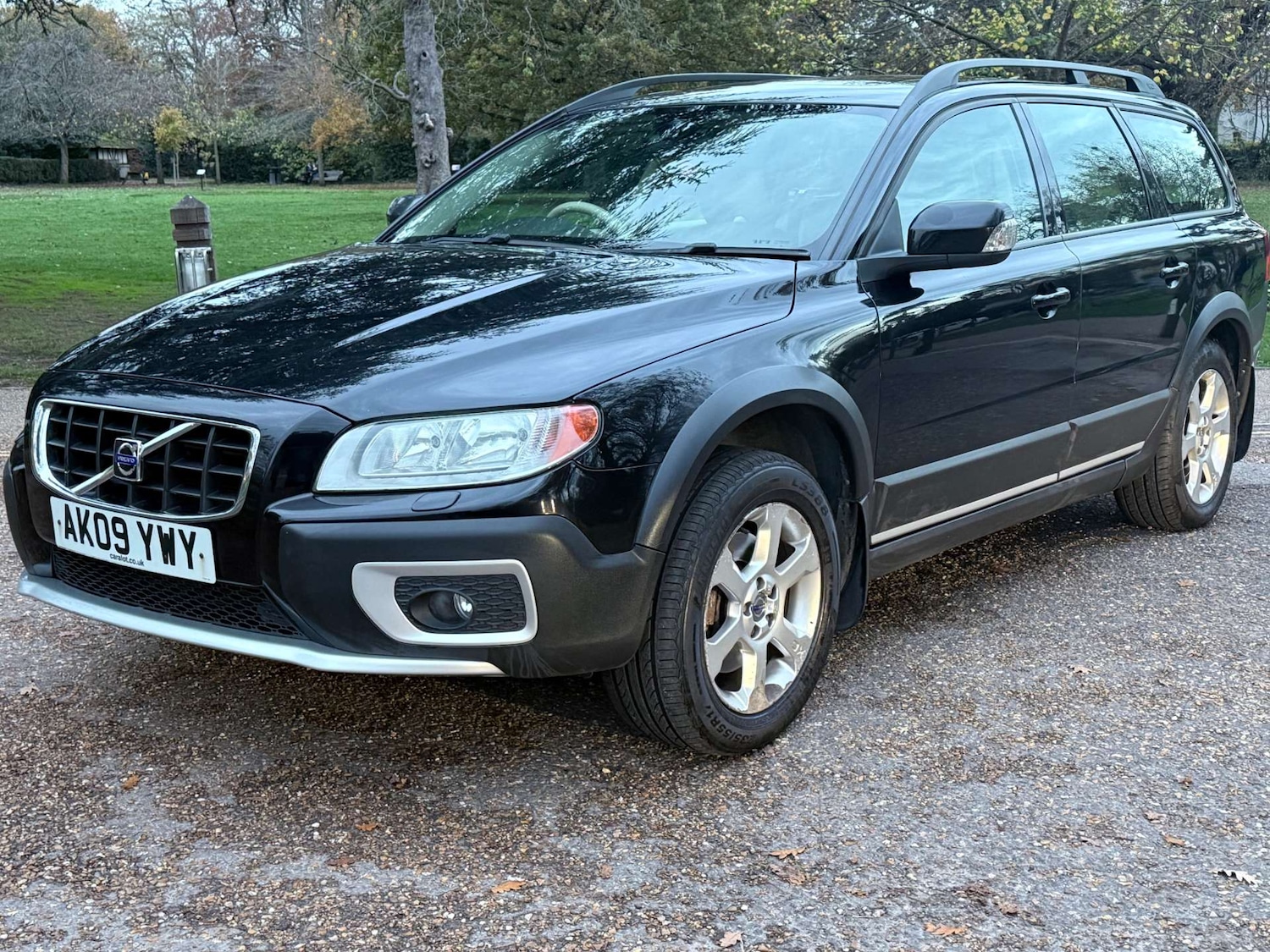 Used Volvo XC70 2009 for sale - 76569735: Photo 6