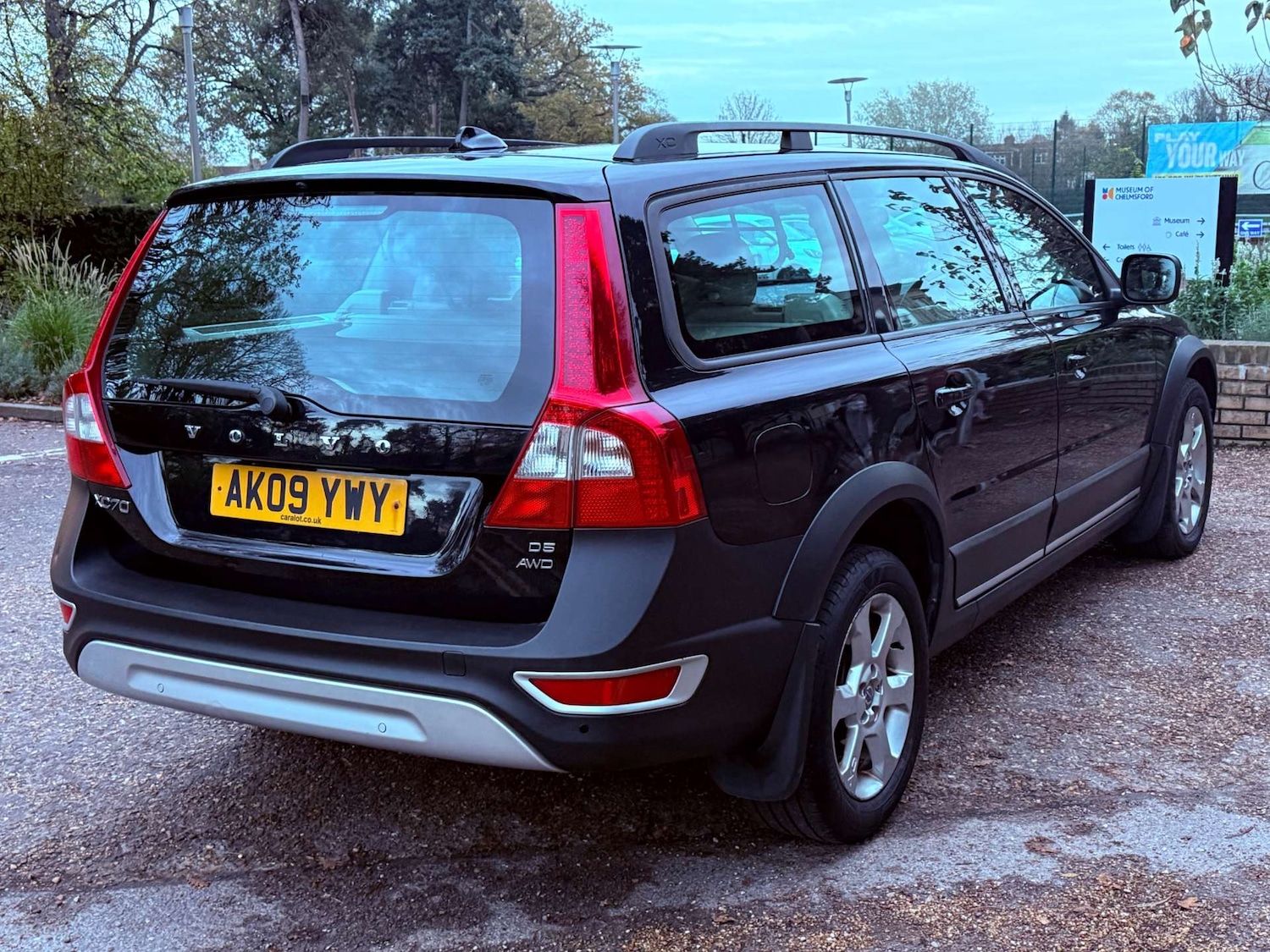 Used Volvo XC70 2009 for sale - 76569735: Photo 7