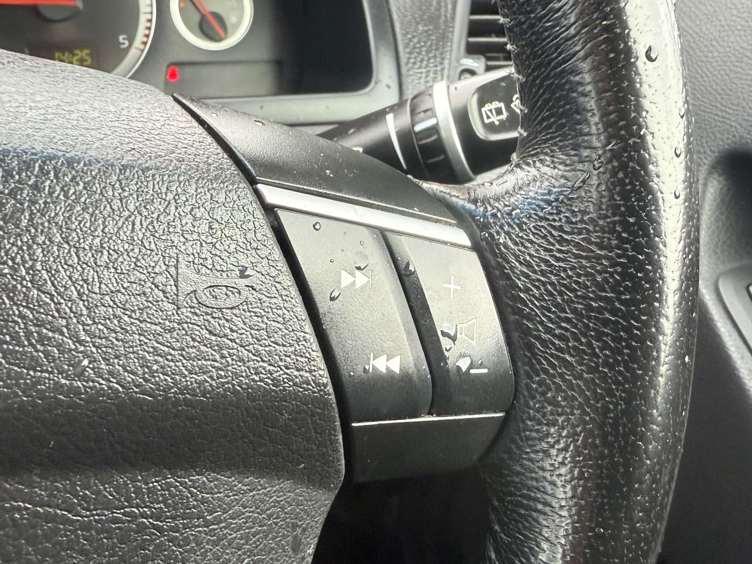 Used Volvo XC90 2010 for sale - 76601200: Photo 15