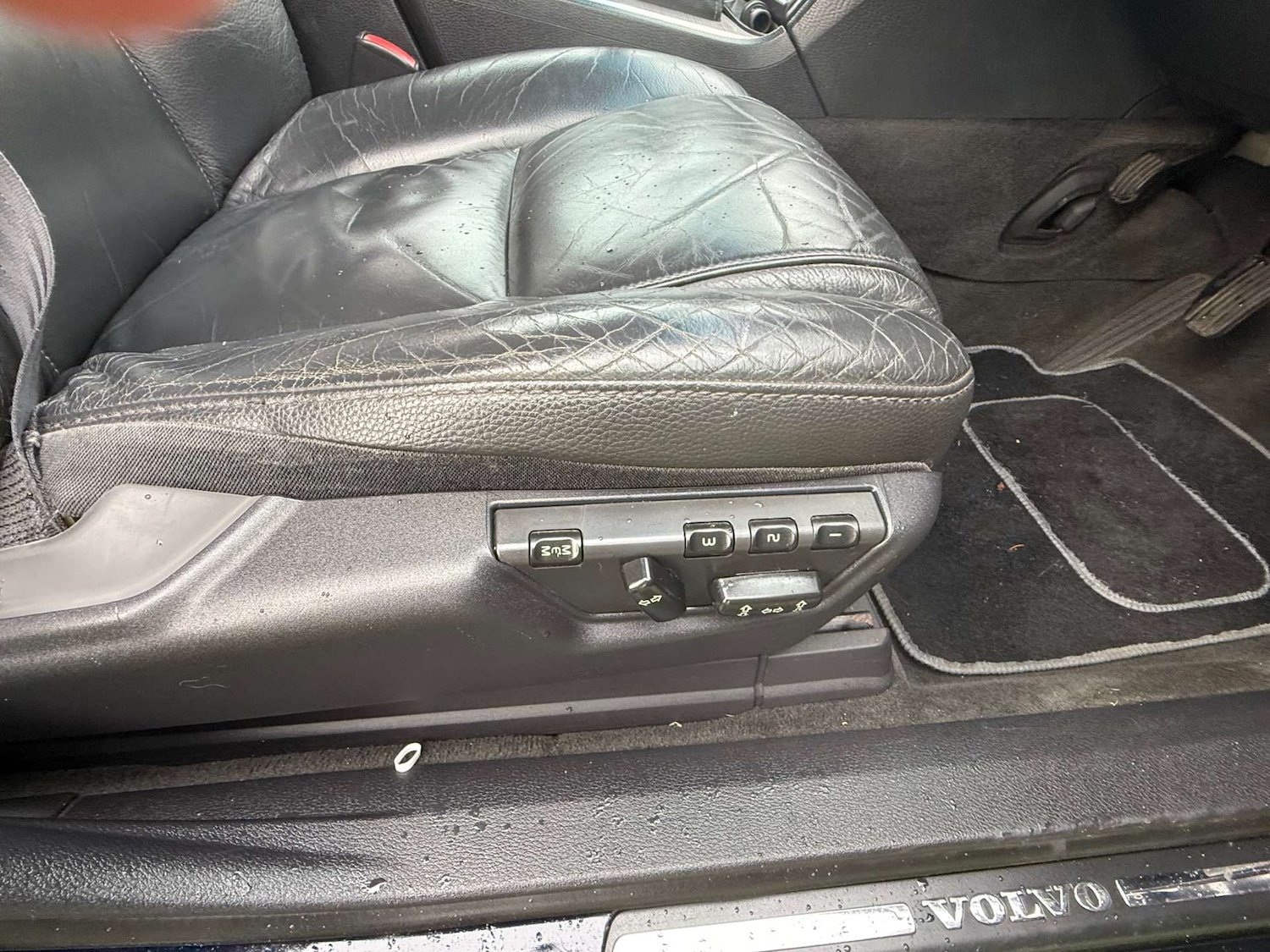 Used Volvo XC90 2010 for sale - 76601200: Photo 21