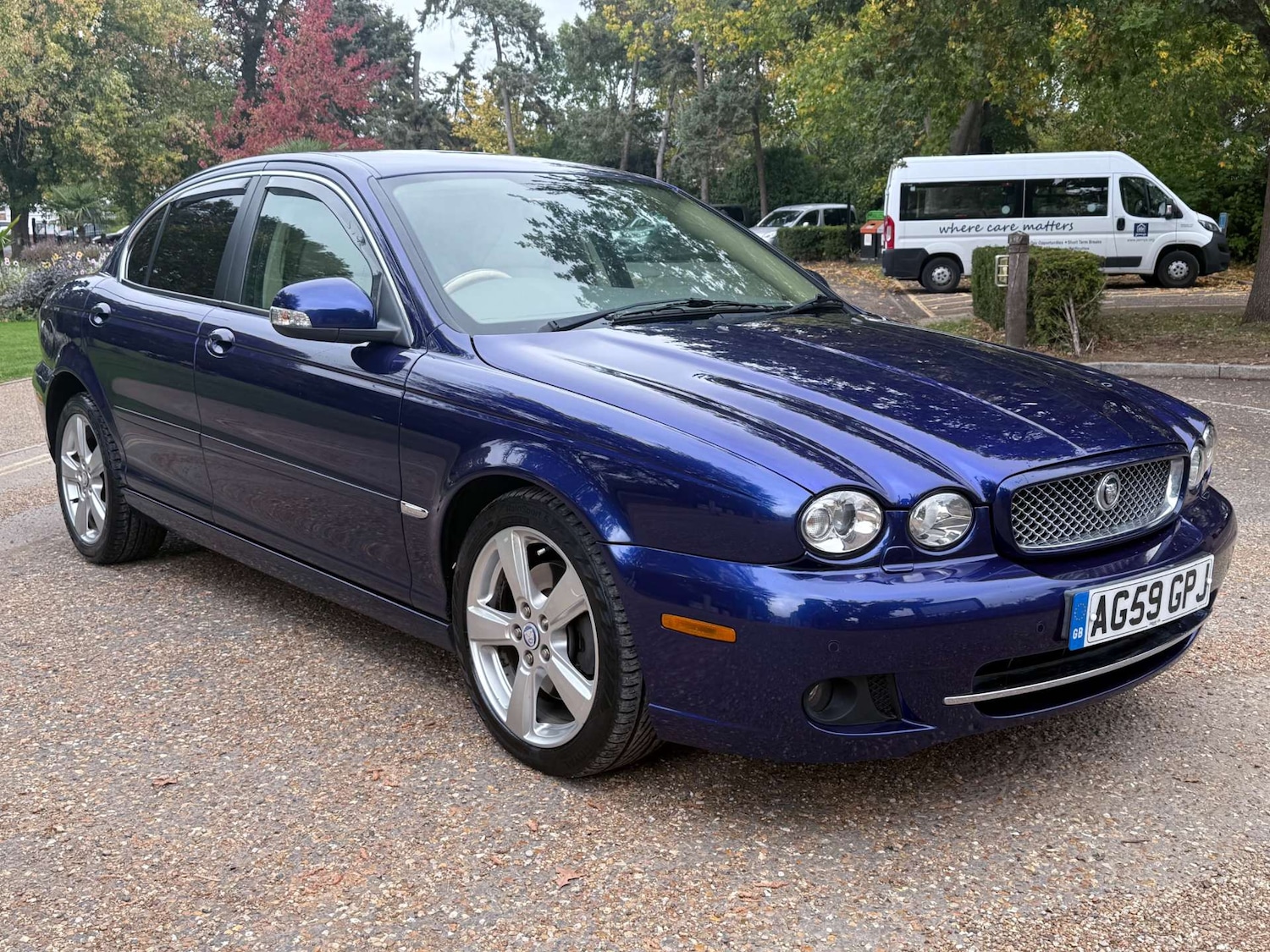 Used Jaguar X-Type 2010 for sale - 76331012: Photo 1