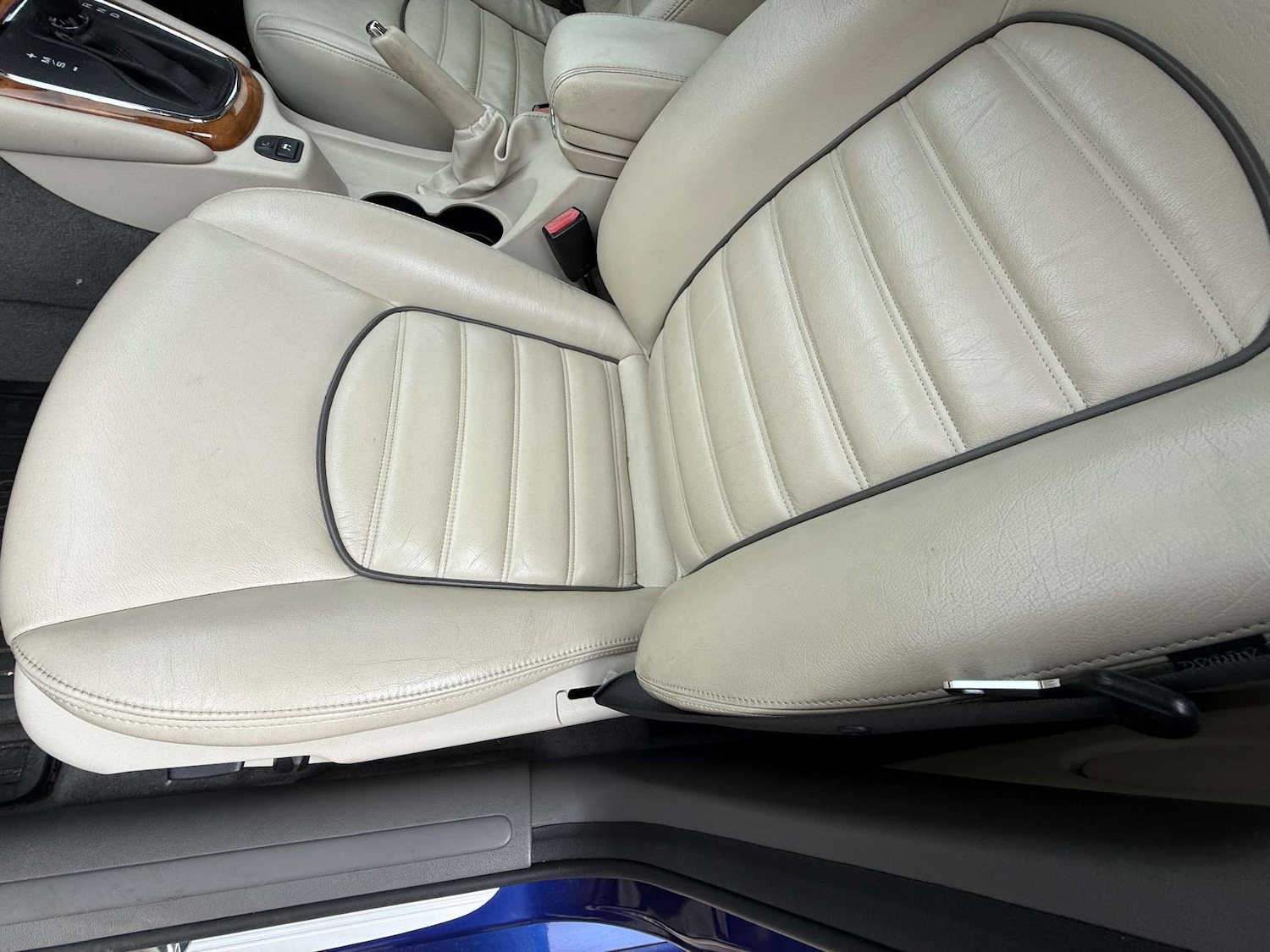 Used Jaguar X-Type 2010 for sale - 76331012: Photo 22