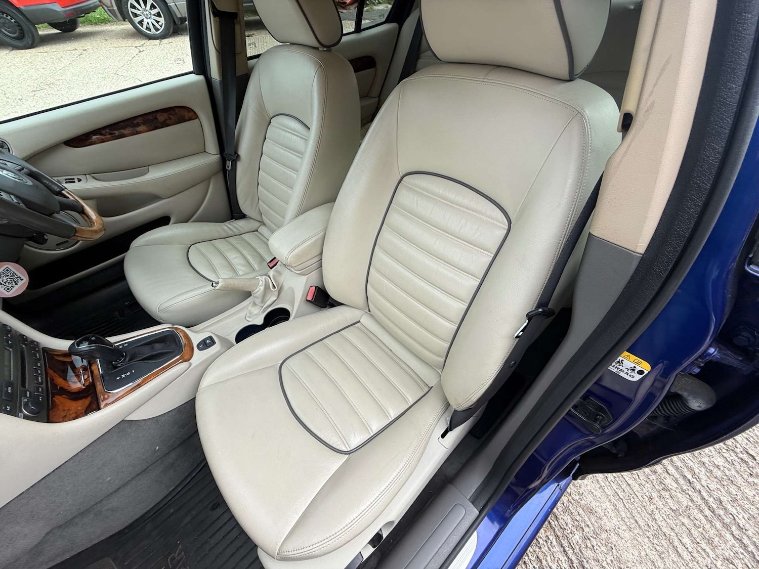 Used Jaguar X-Type 2010 for sale - 76331012: Photo 23