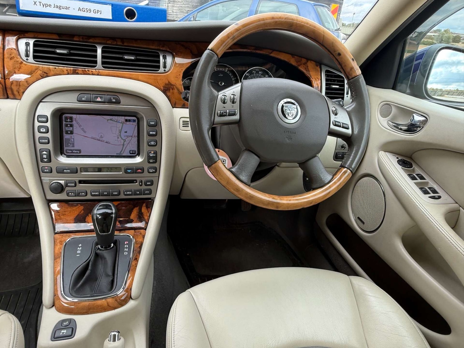 Used Jaguar X-Type 2010 for sale - 76331012: Photo 25