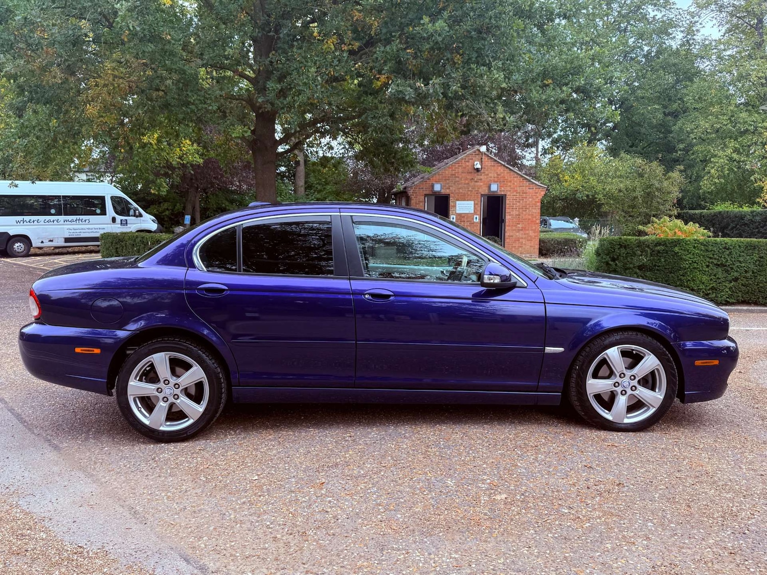 Used Jaguar X-Type 2010 for sale - 76331012: Photo 7