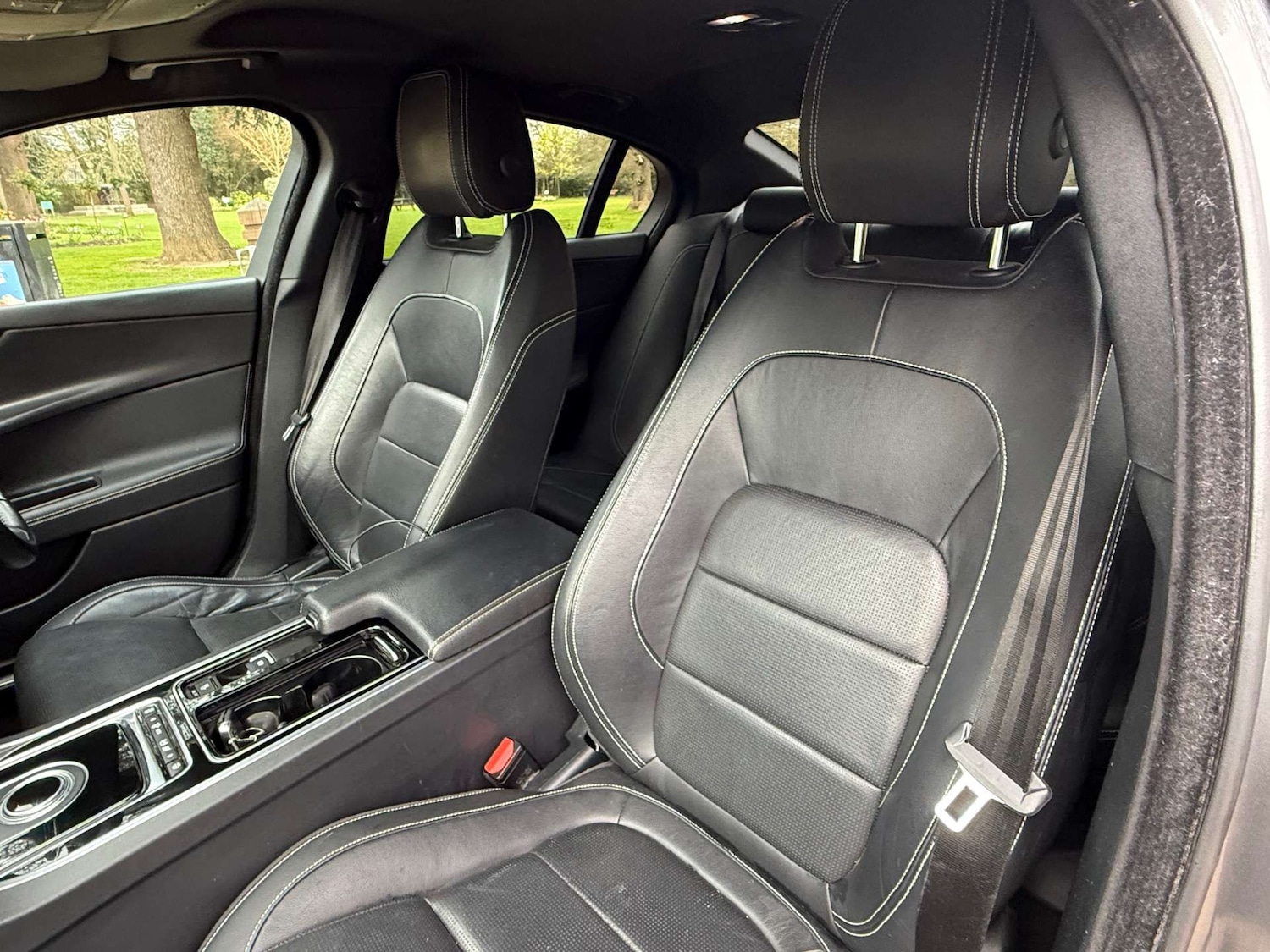 Used Jaguar XE 2018 for sale - 78131360: Photo 15