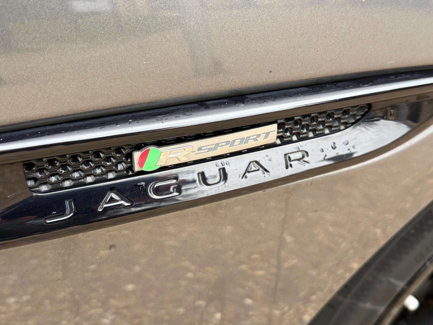 Used Jaguar XE 2018 for sale - 78131360: Photo 17