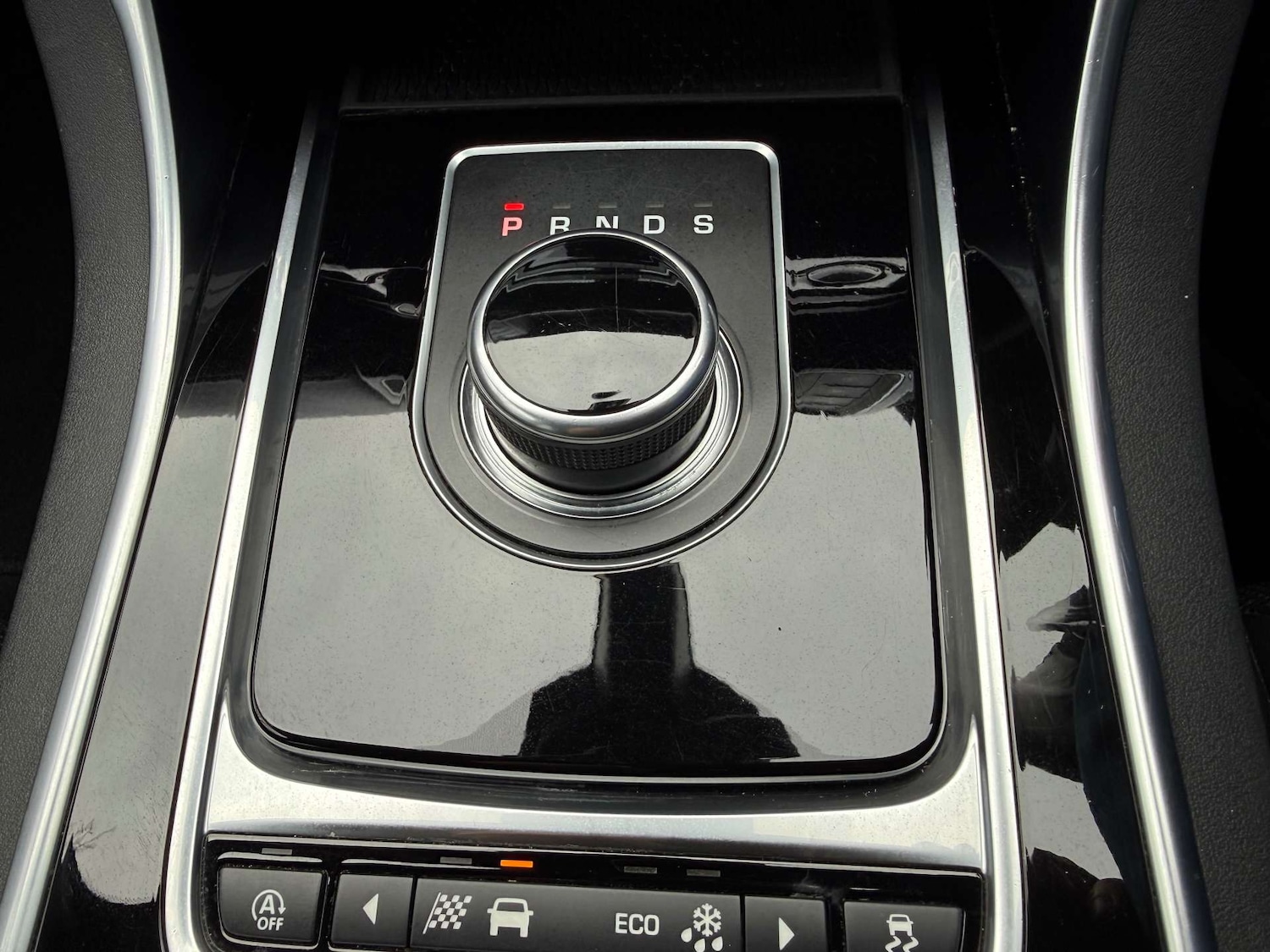 Used Jaguar XE 2018 for sale - 78131360: Photo 18