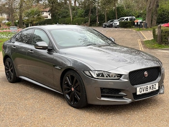 Used Jaguar XE 2018 for sale - 78131360: Photo