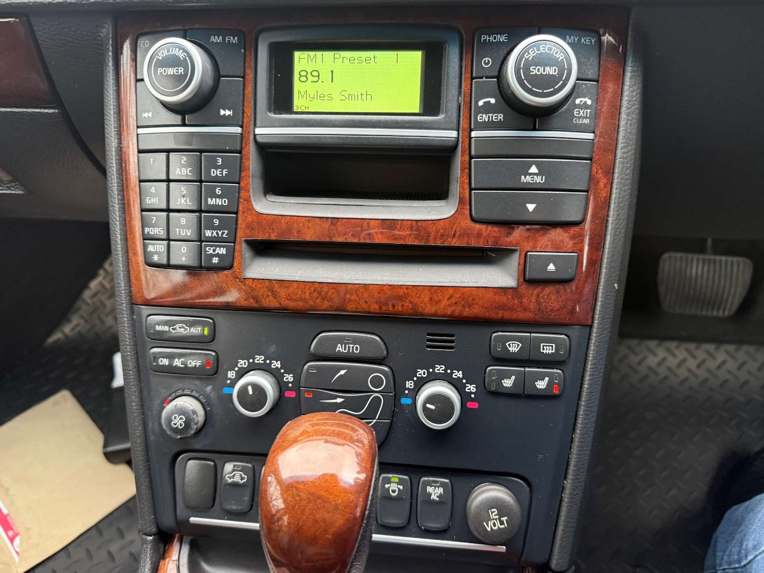 Used Volvo XC90 2010 for sale - 78131358: Photo 22