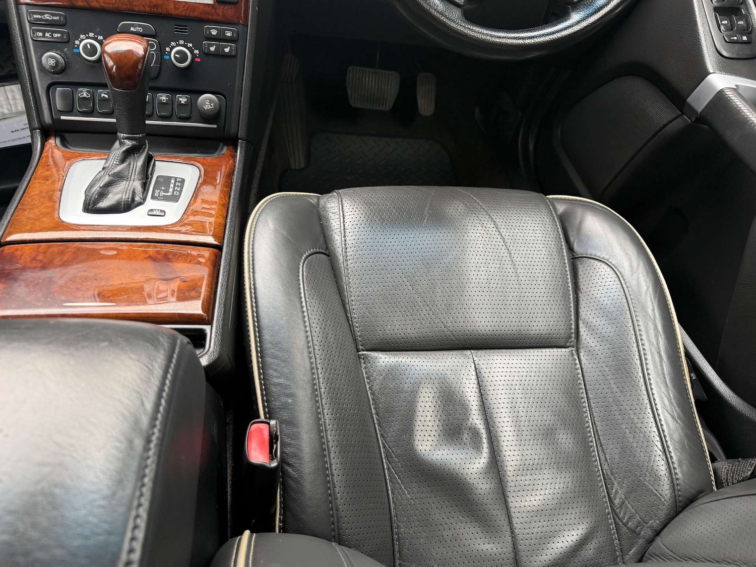 Used Volvo XC90 2010 for sale - 78131358: Photo 27