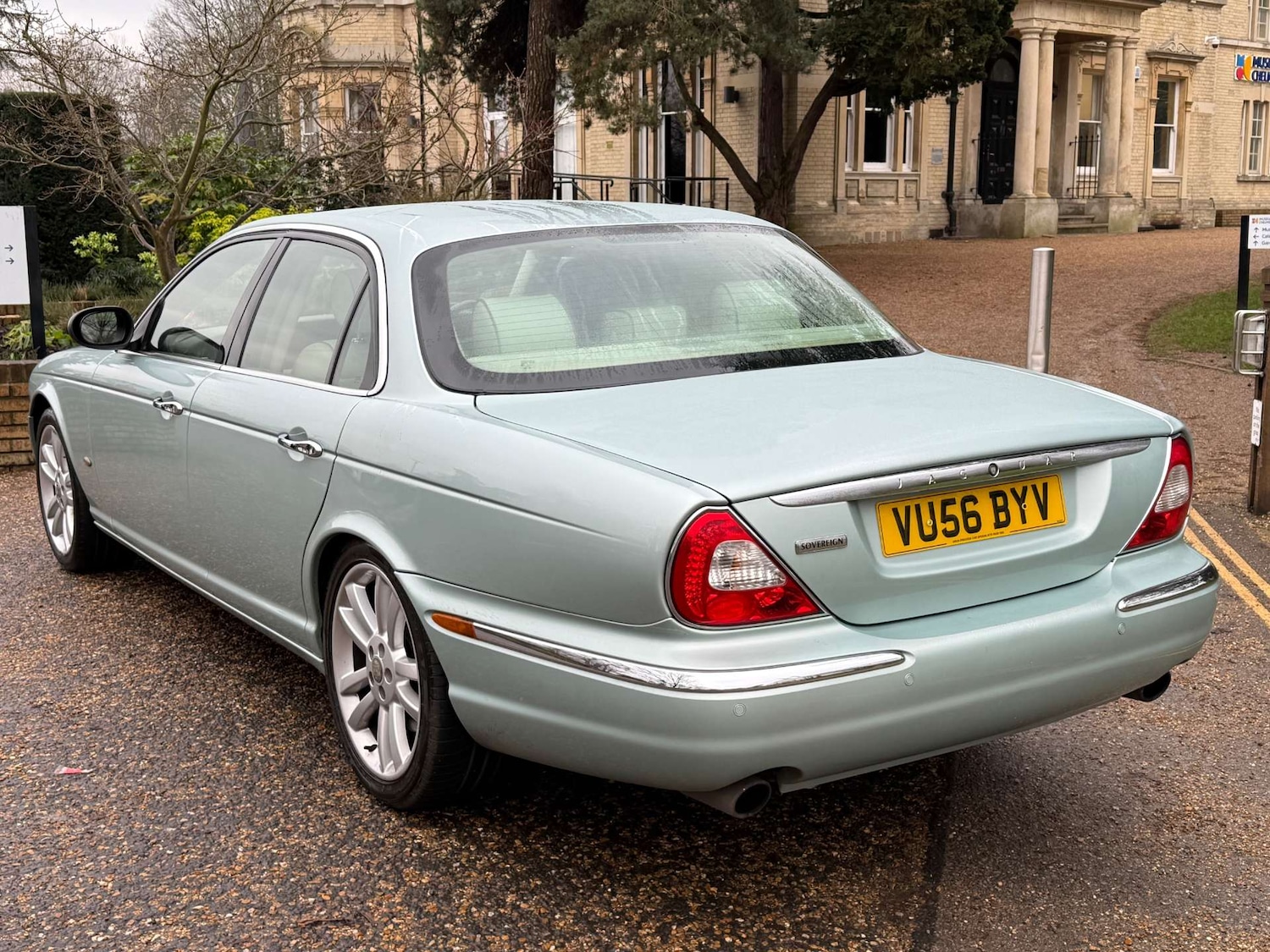 Used Jaguar XJ 2006 for sale - 77380705: Photo 6