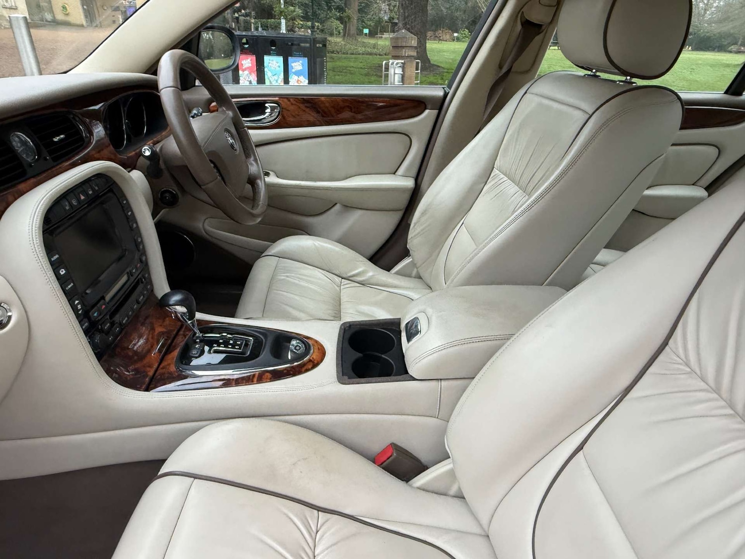 Used Jaguar XJ 2006 for sale - 77380705: Photo 9