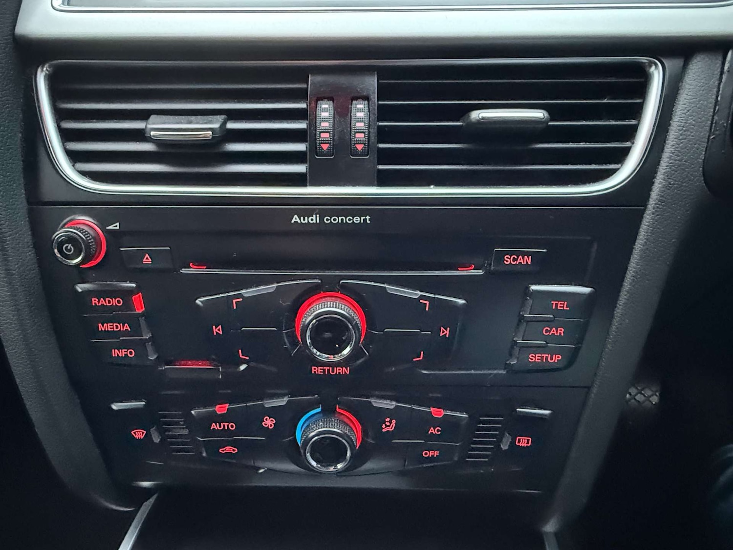 Used Audi A5 2011 for sale - 76907710: Photo 13