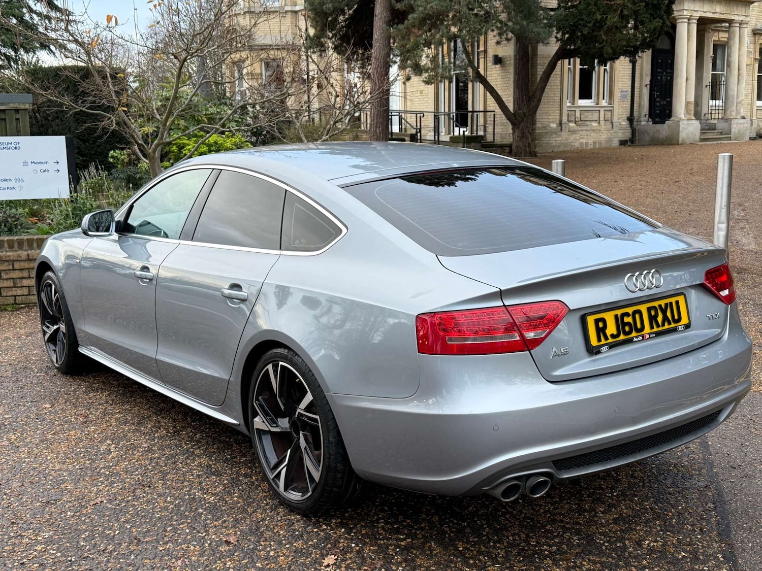 Used Audi A5 2011 for sale - 76907710: Photo 3