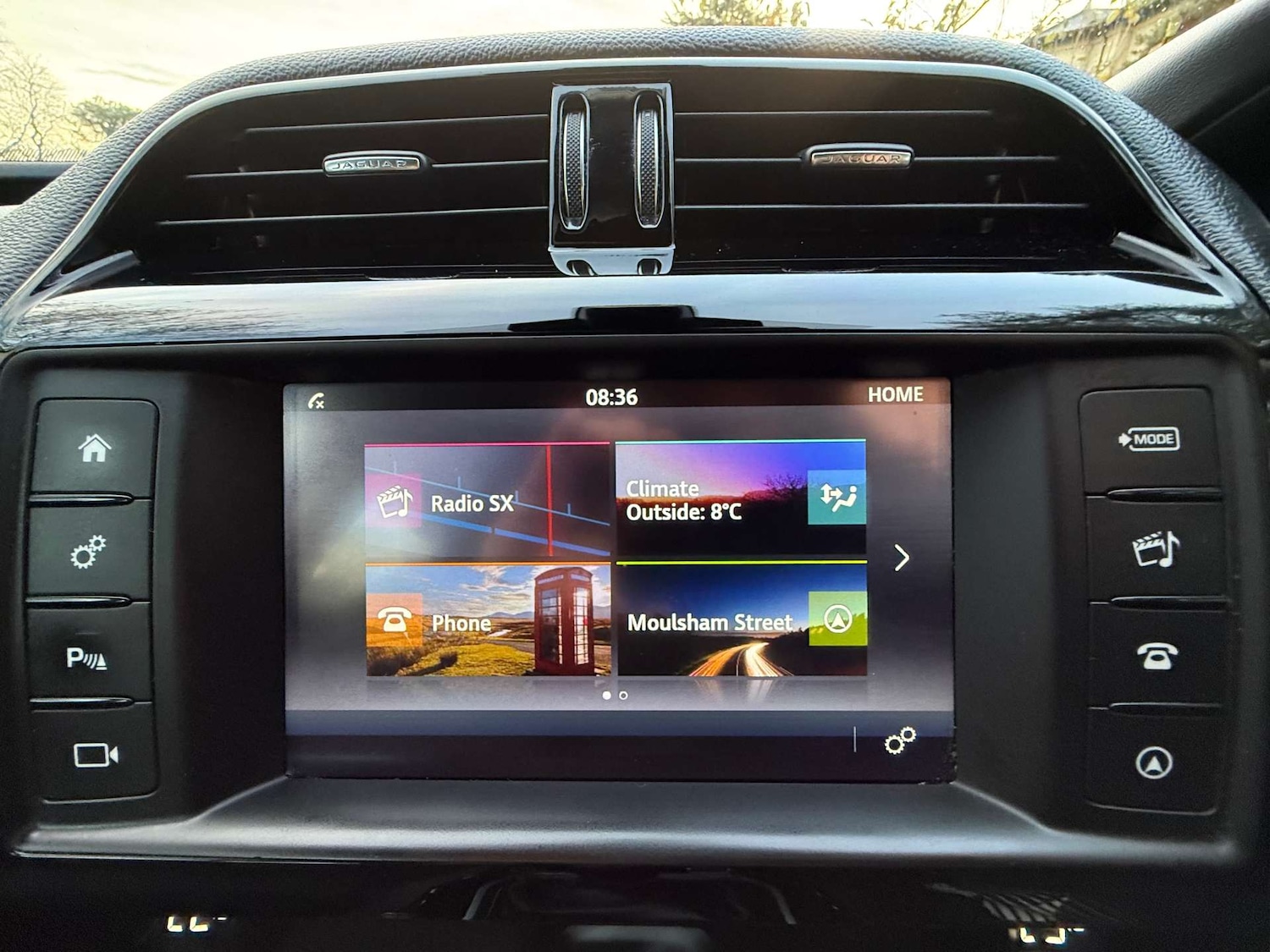 Used Jaguar XE 2016 for sale - 76735787: Photo 25