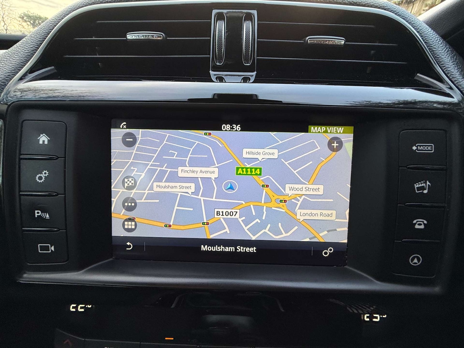 Used Jaguar XE 2016 for sale - 76735787: Photo 29