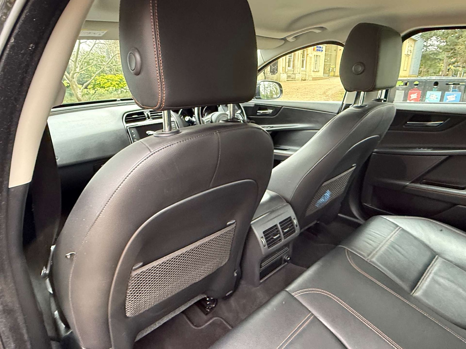 Used Jaguar XE 2016 for sale - 77594863: Photo 10