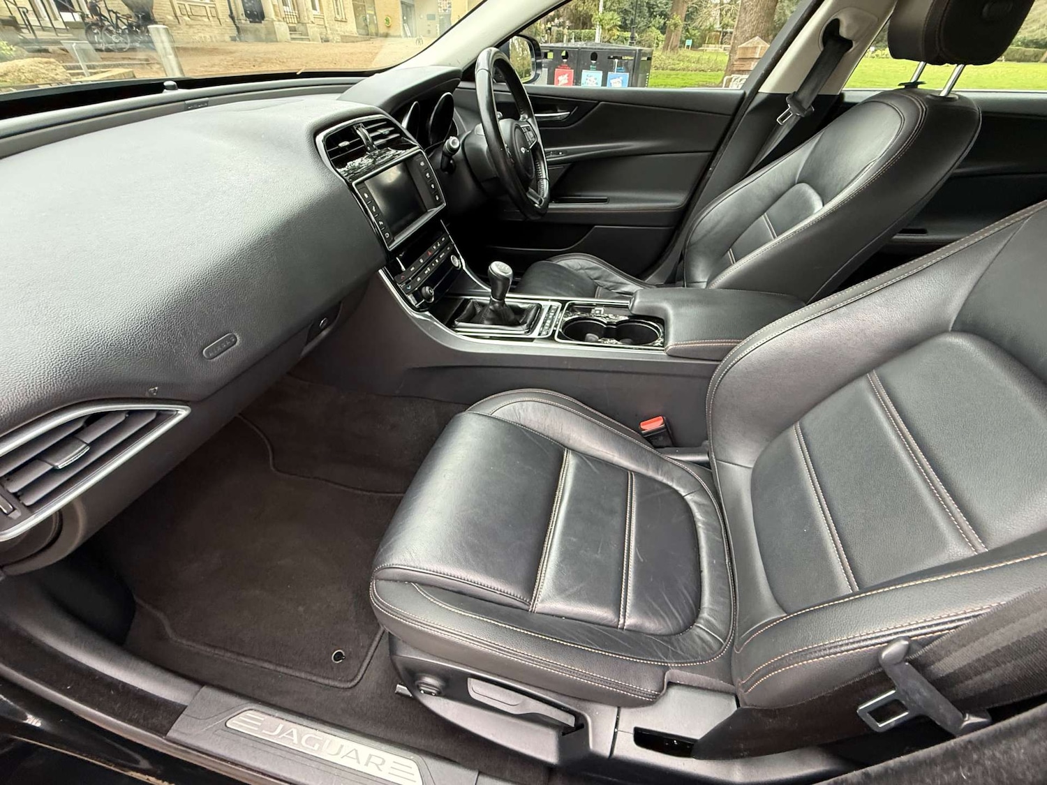 Used Jaguar XE 2016 for sale - 77594863: Photo 12