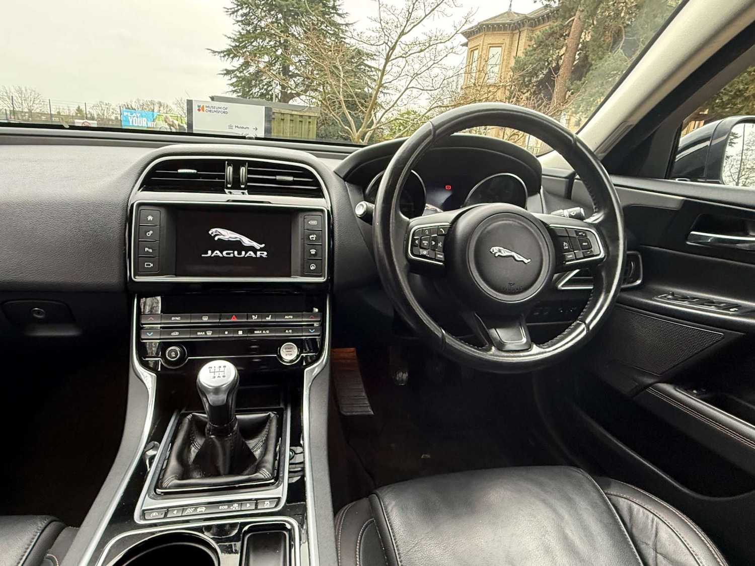 Used Jaguar XE 2016 for sale - 77594863: Photo 16