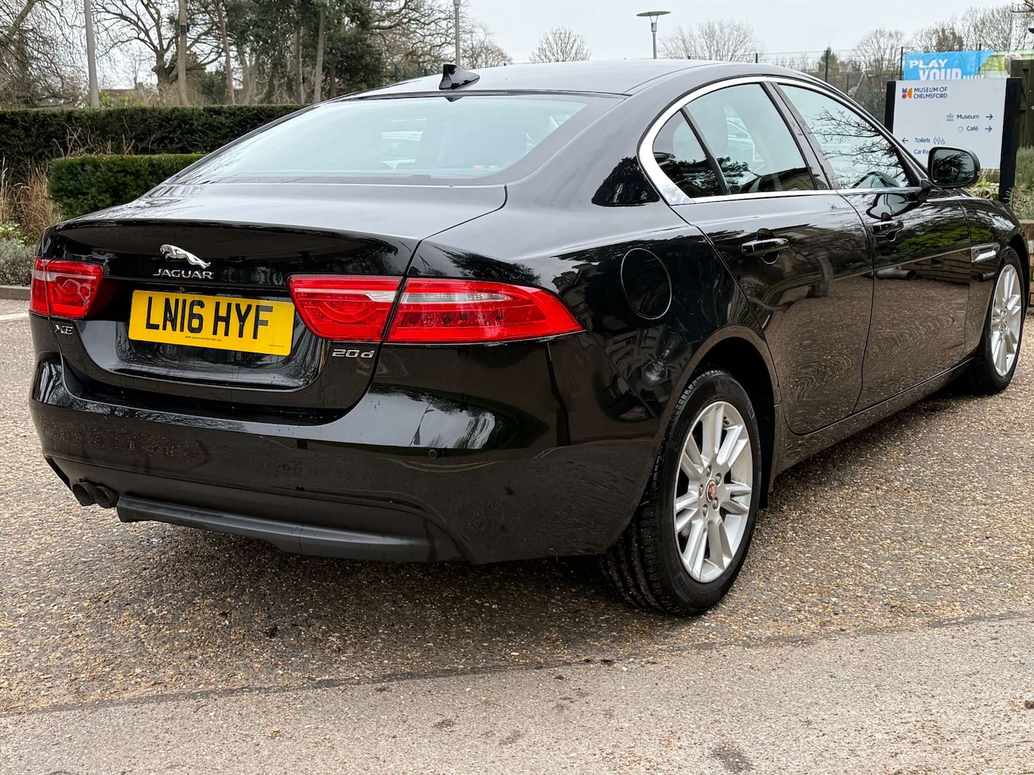 Used Jaguar XE 2016 for sale - 77594863: Photo 5
