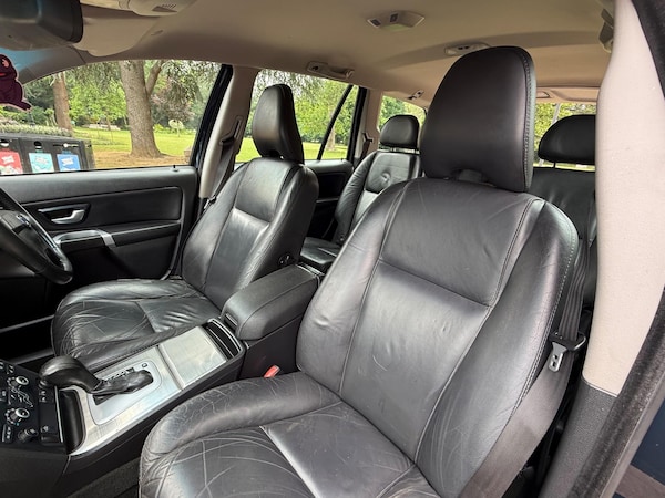 Used Volvo XC90 2011 for sale - 75095223: Photo 12