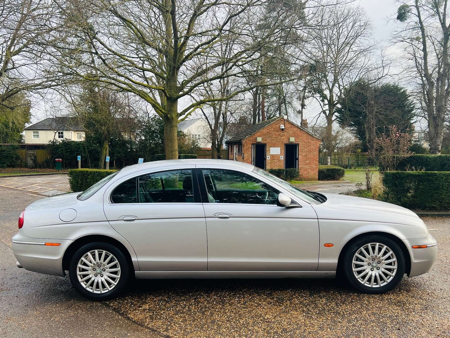 Used Jaguar S-Type 2005 for sale - 76600680: Photo 2