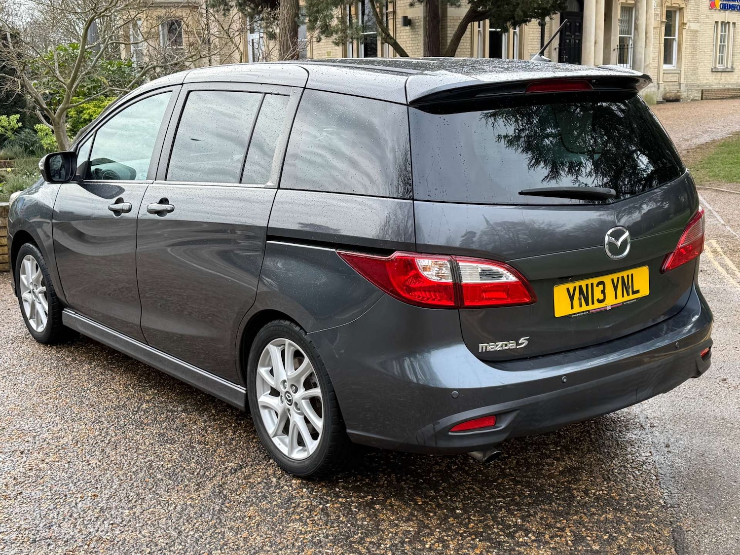 Used Mazda Mazda5 2013 for sale - 77639581: Photo 2