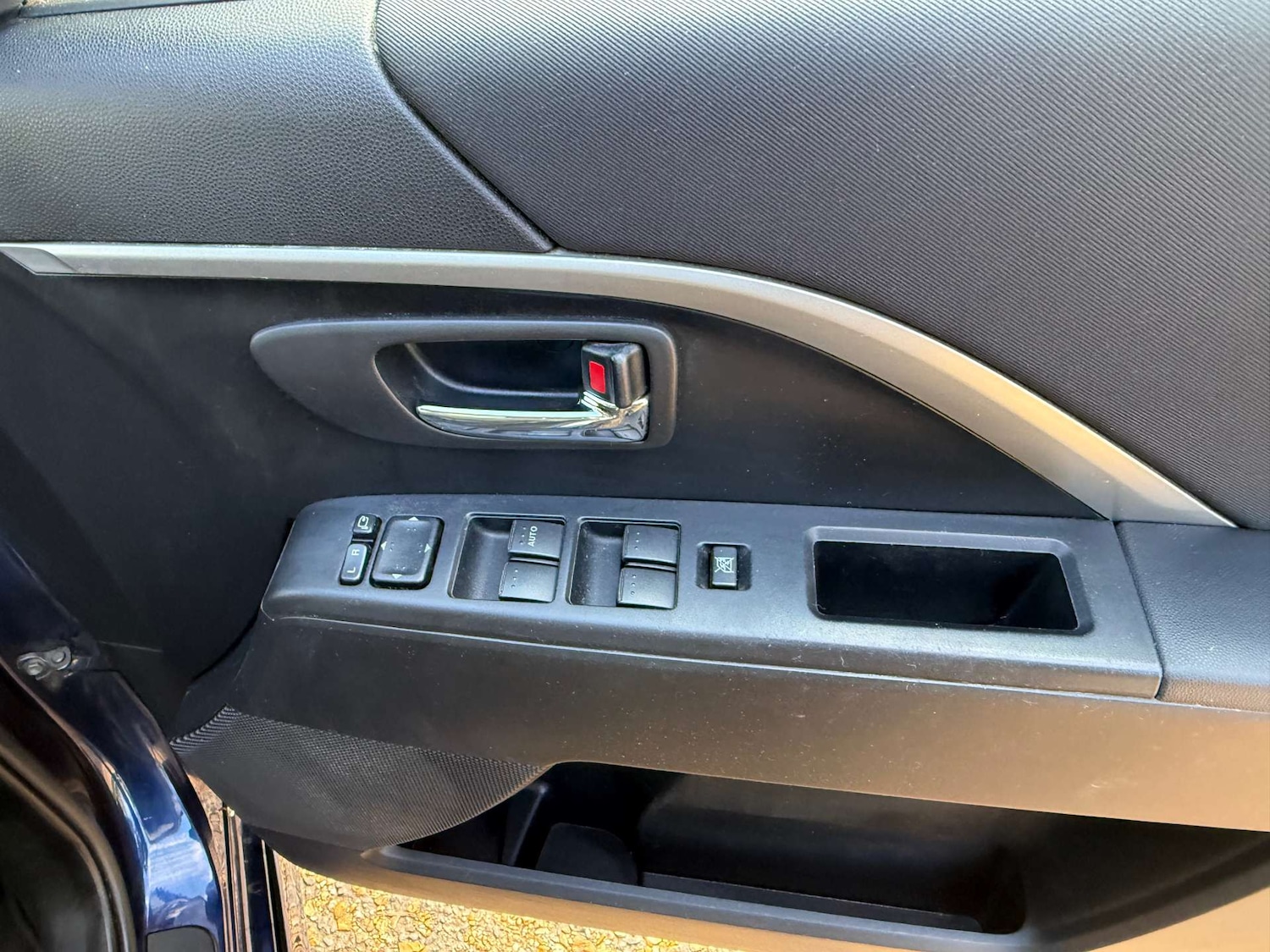 Used Mazda Mazda5 2013 for sale - 77434667: Photo 11