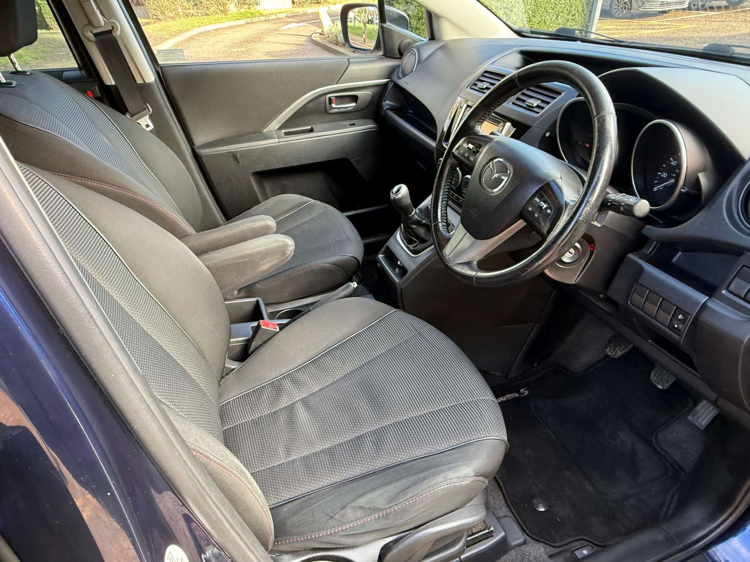 Used Mazda Mazda5 2013 for sale - 77434667: Photo 8