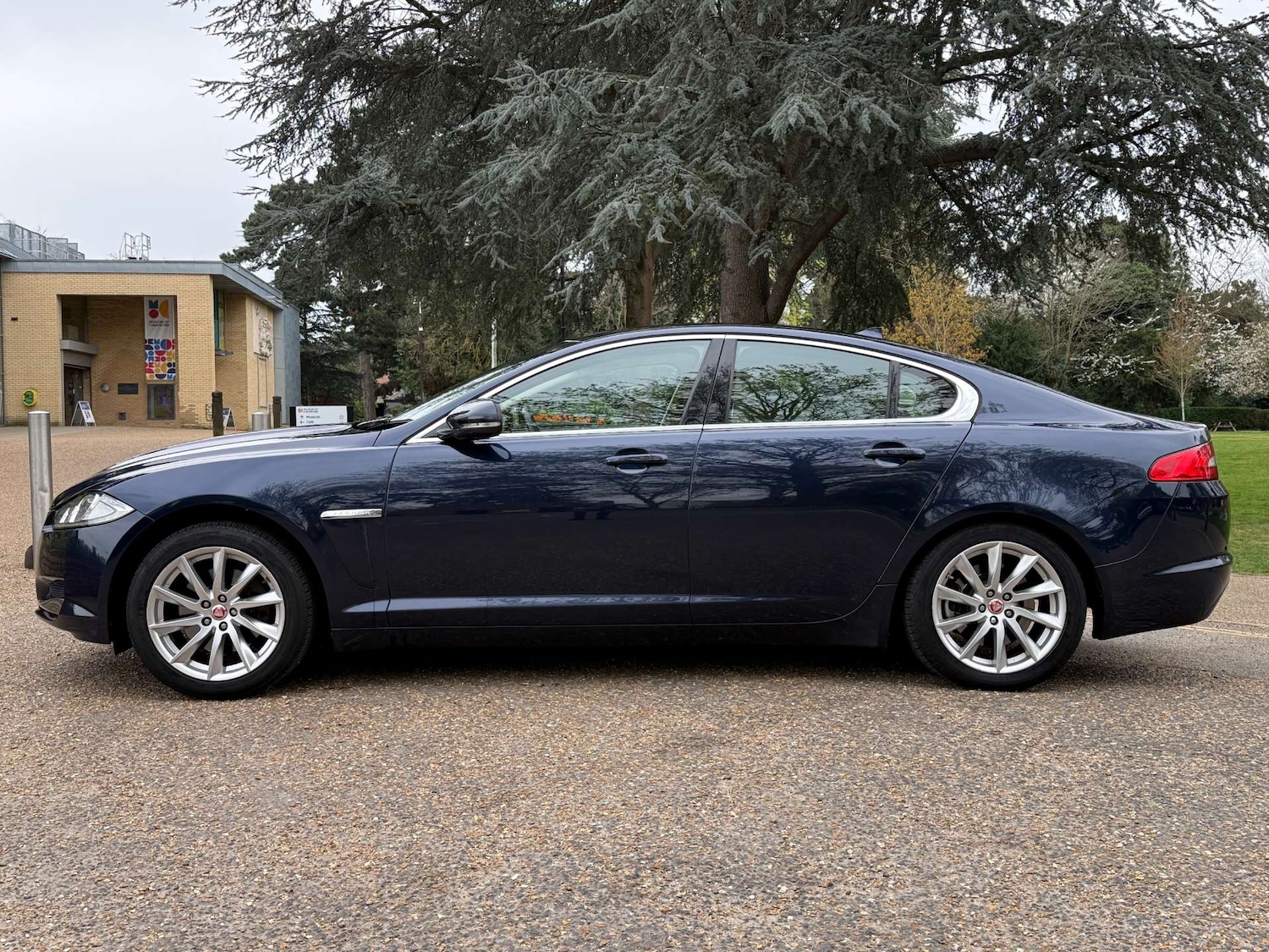 Used Jaguar XF 2014 for sale - 78202460: Photo 12