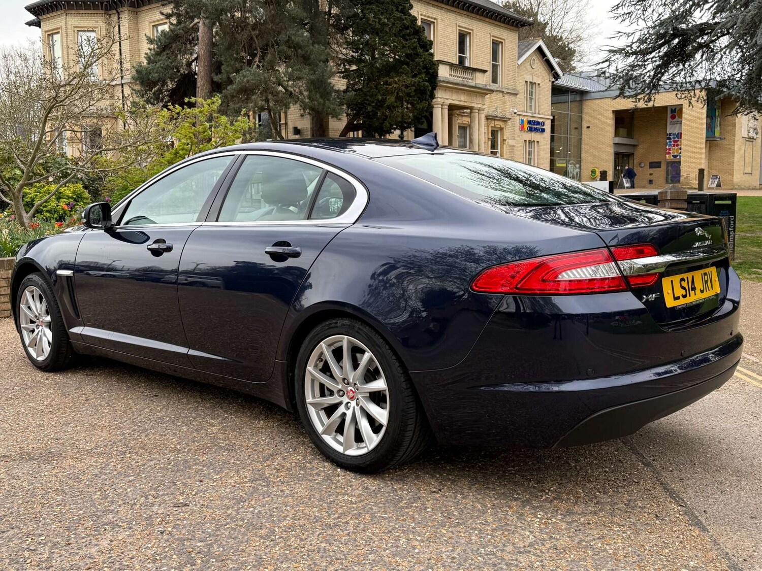 Used Jaguar XF 2014 for sale - 78202460: Photo 31