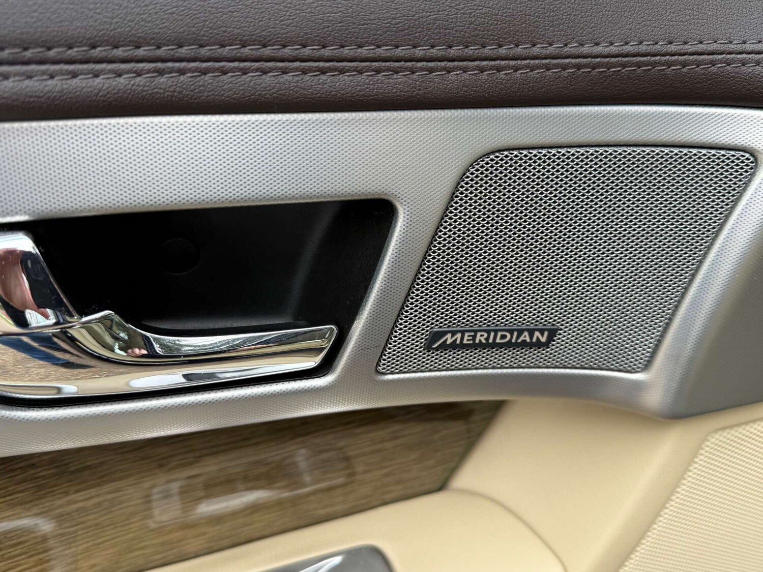 Used Jaguar XF 2014 for sale - 78202460: Photo 39