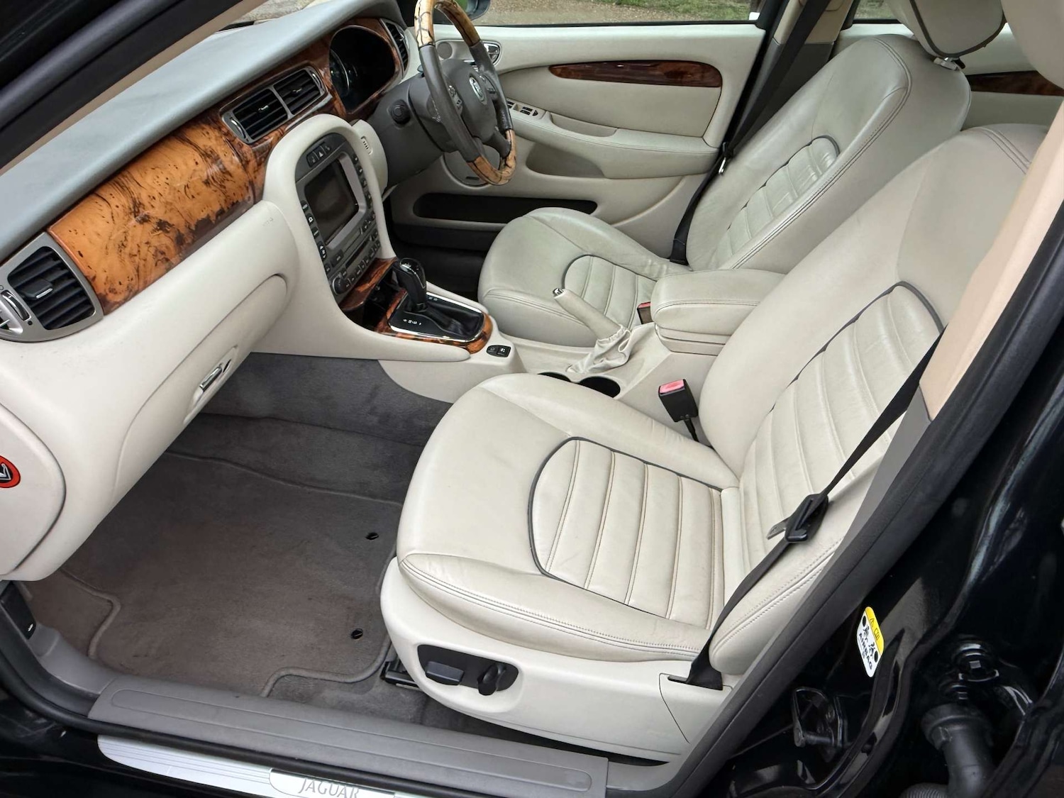 Used Jaguar X-Type 2008 for sale - 77380700: Photo 8