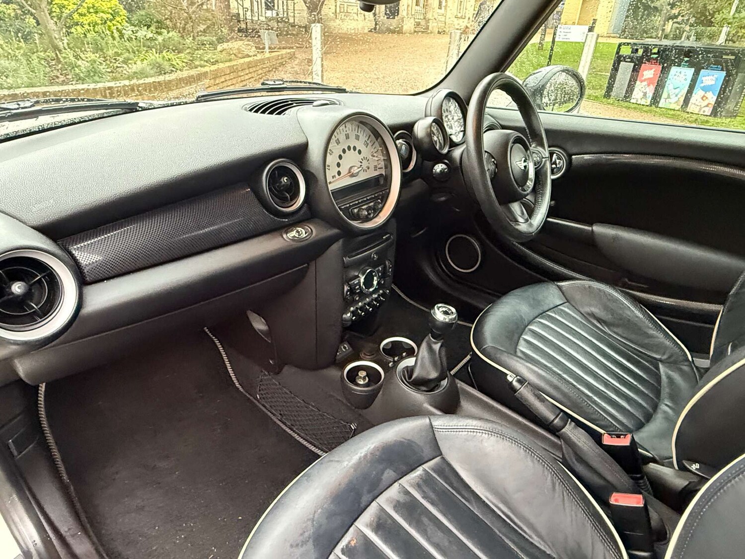 Used MINI Convertible 2012 for sale - 76830130: Photo 11