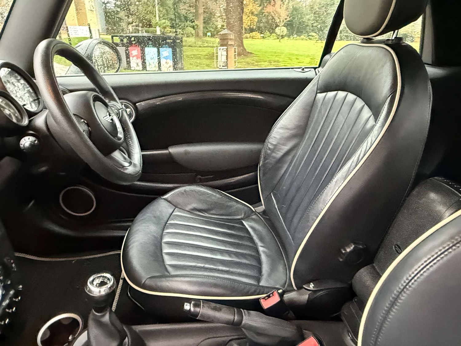 Used MINI Convertible 2012 for sale - 76830130: Photo 12