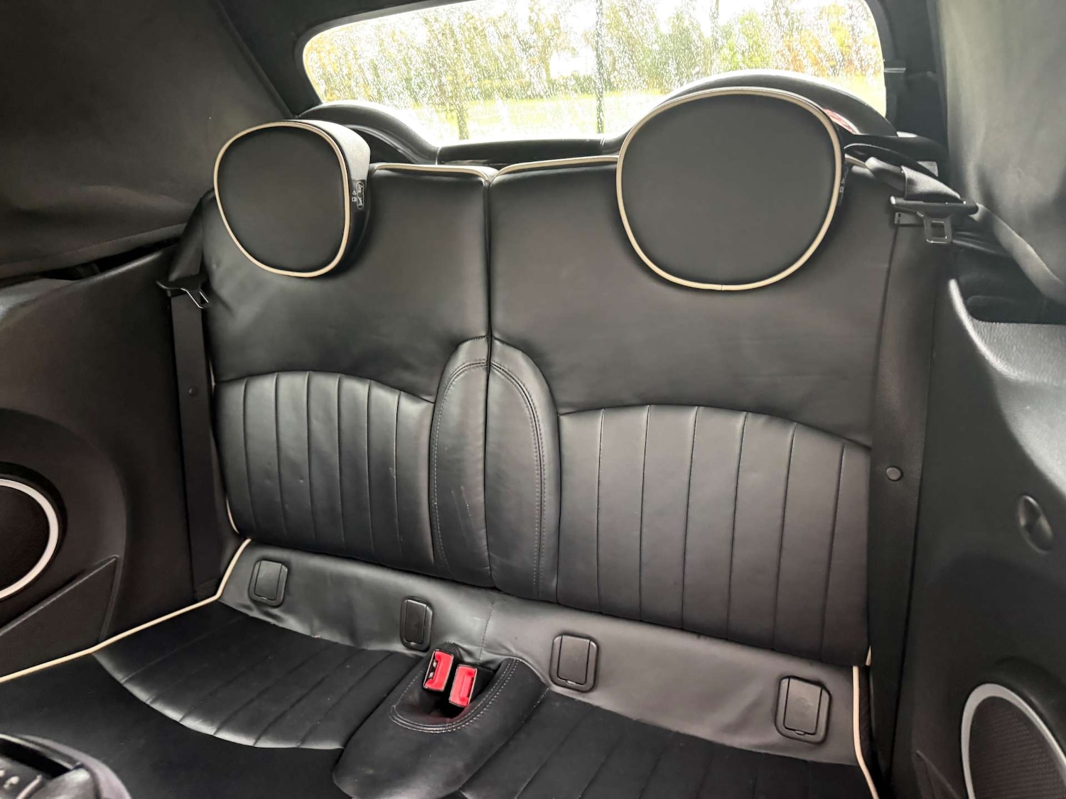 Used MINI Convertible 2012 for sale - 76830130: Photo 14