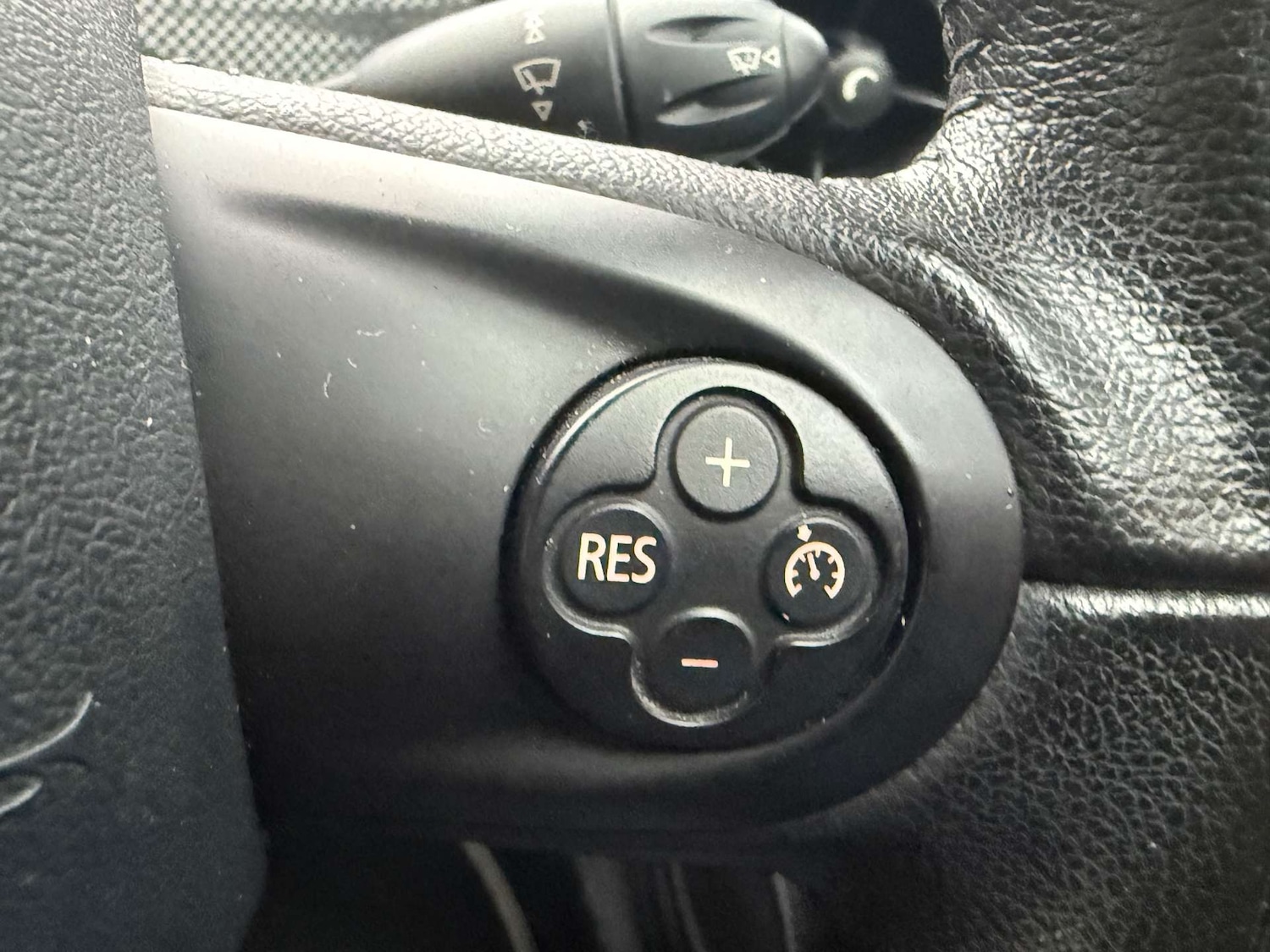 Used MINI Convertible 2012 for sale - 76830130: Photo 26