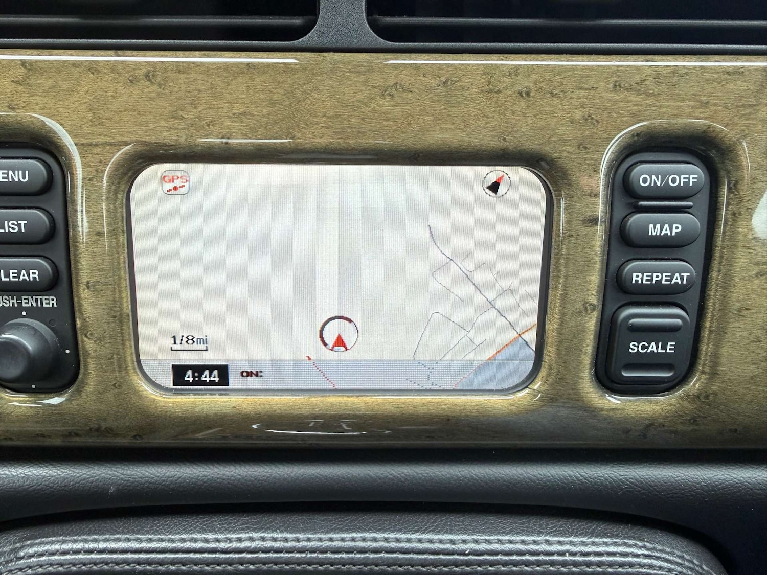 Used Jaguar XKR 2004 for sale - 78131362: Photo 12