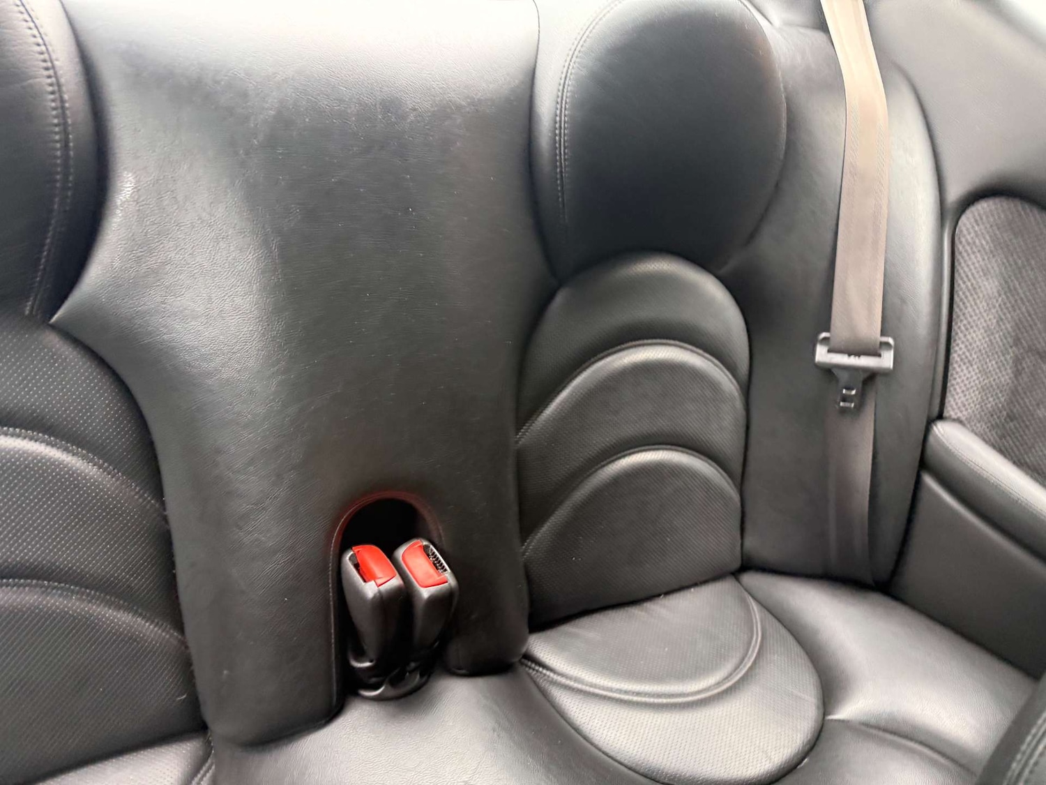 Used Jaguar XKR 2004 for sale - 78131362: Photo 16