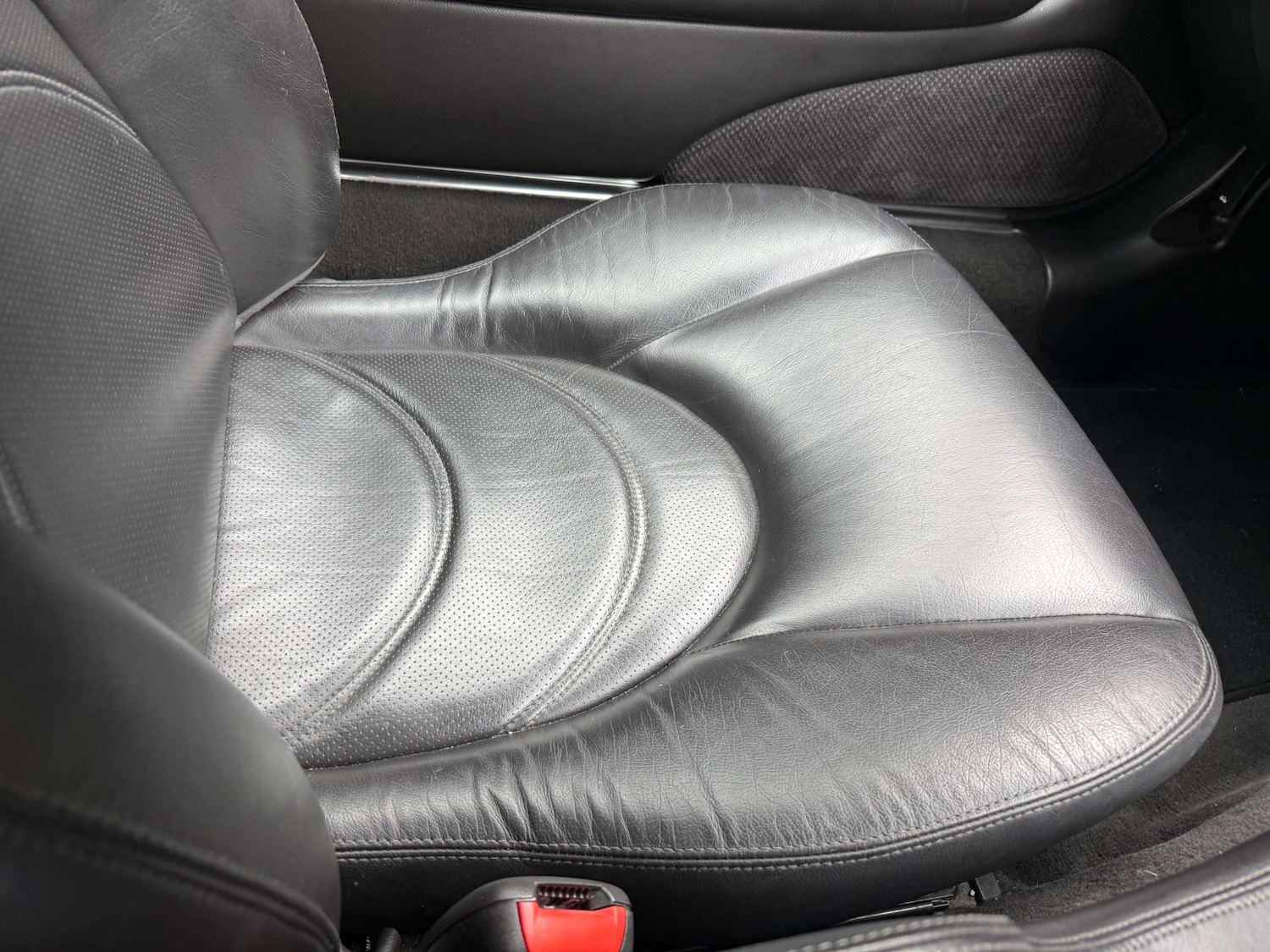 Used Jaguar XKR 2004 for sale - 78131362: Photo 22