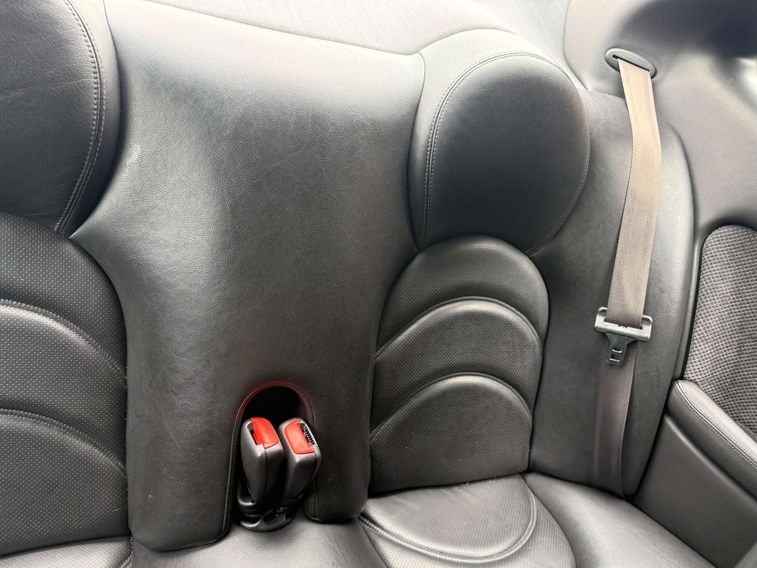 Used Jaguar XKR 2004 for sale - 78131362: Photo 24