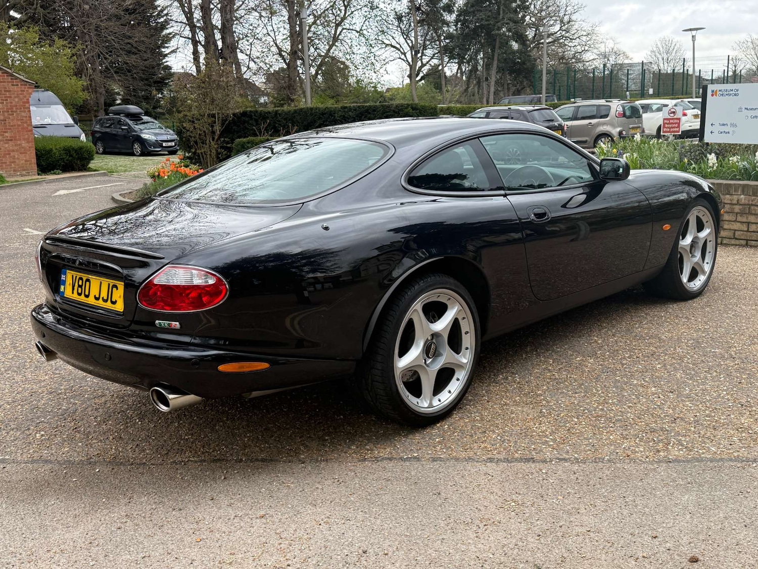 Used Jaguar XKR 2004 for sale - 78131362: Photo 7