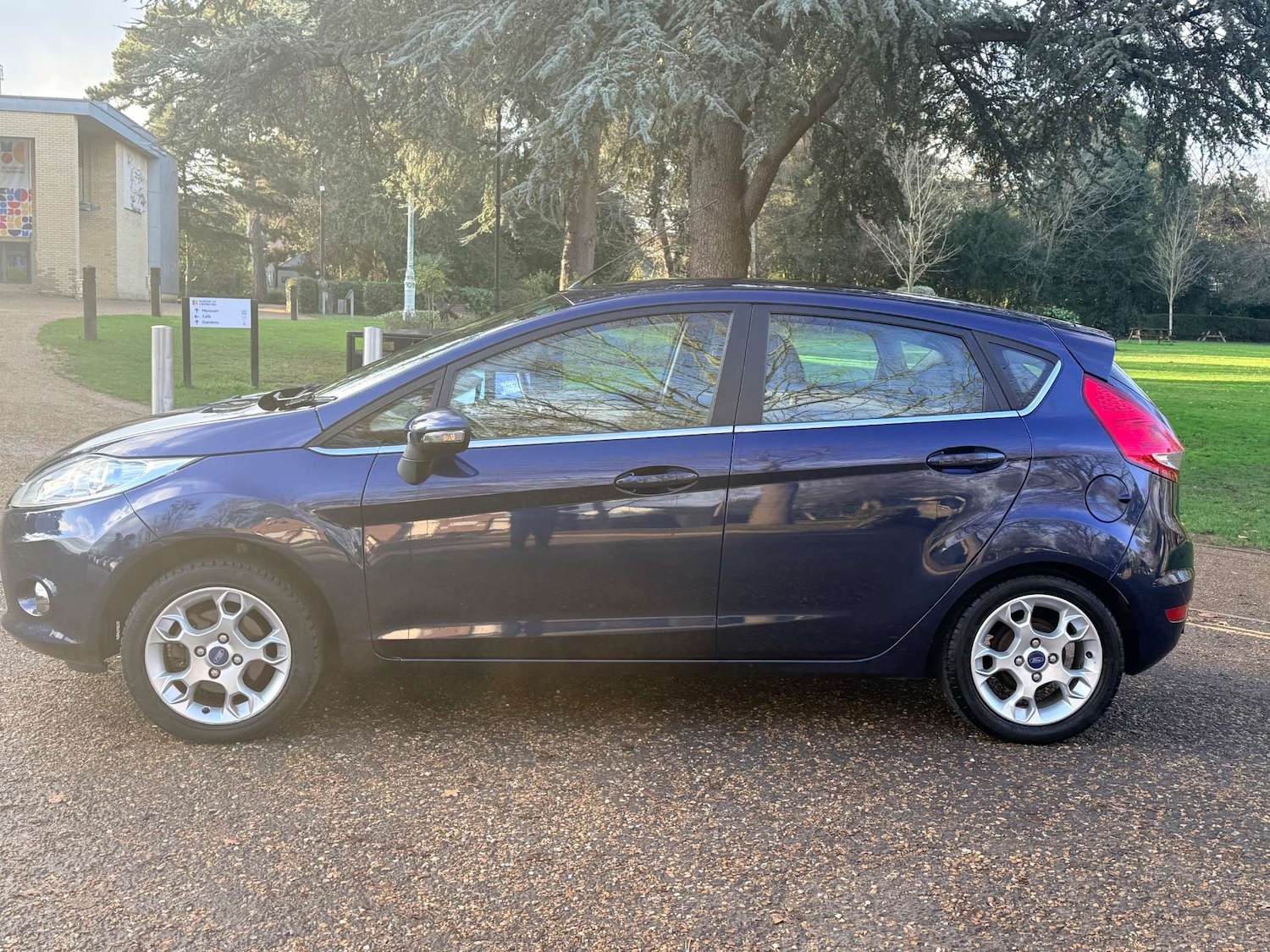 Used Ford Fiesta 2012 for sale - 76959855: Photo 3